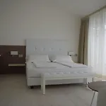 Grand Esplanada فندق 4*