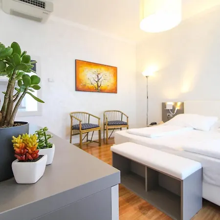 Grand Esplanada Hotel