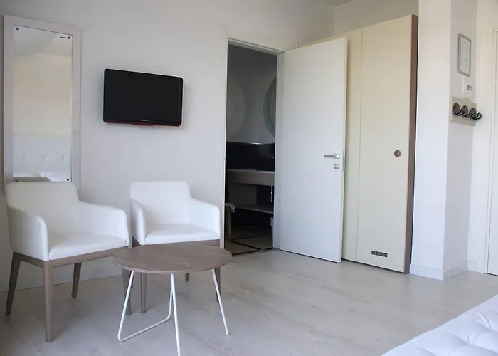 Grand Esplanada Отель