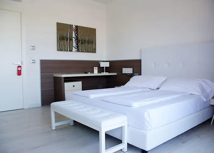 Отель Grand Esplanada Бибионе